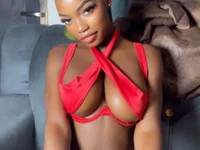Ebony-Diva