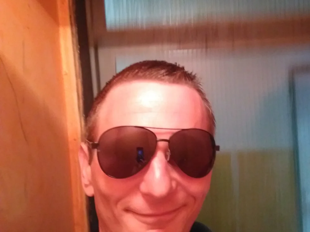 Jimmyno's Offline Chat Room