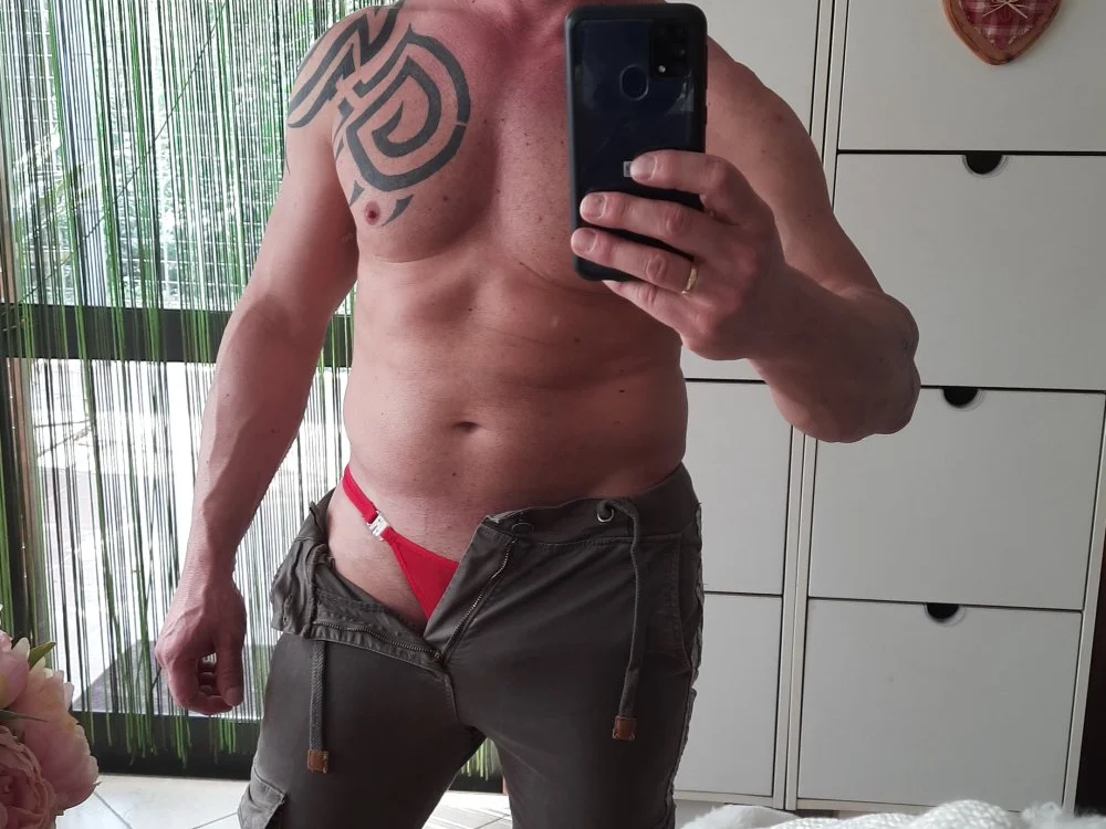 magogigio 離線 XXX 聊天