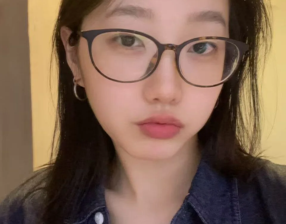 linlinnnnn's most recent online preview