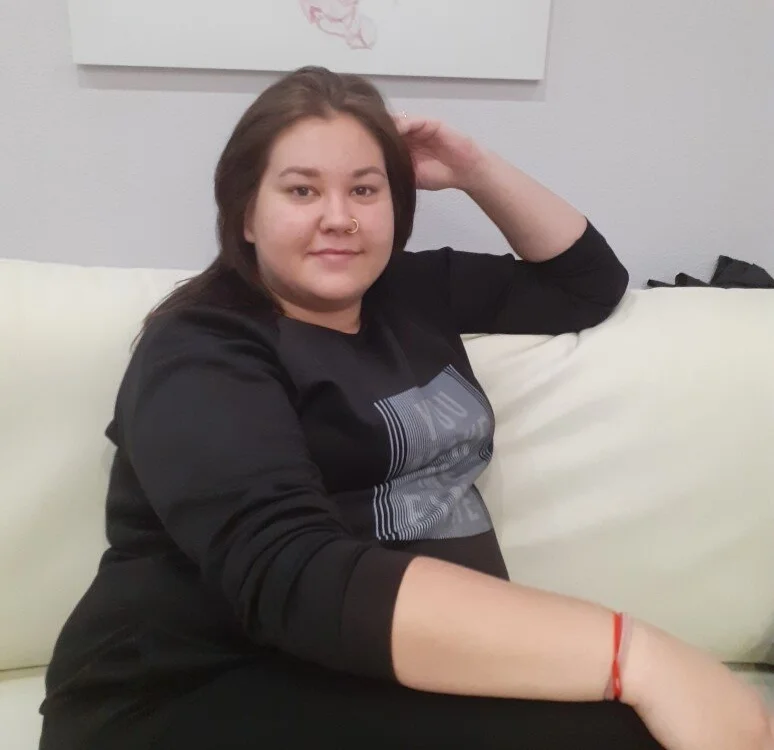 Adriana_bb_'s Offline Chat Room