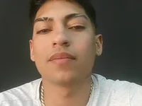 Model SammirLeon