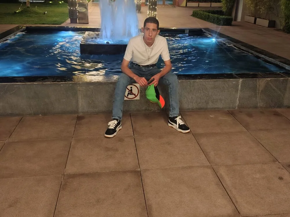 แชท XXX ออฟไลน์ของ Caiogostosinho007