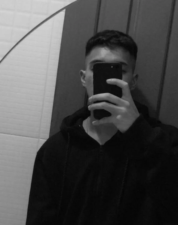 saimon_best's Offline XXX Chat