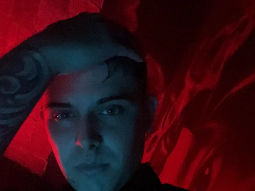 Chat +18 off-line de italianboy20cm