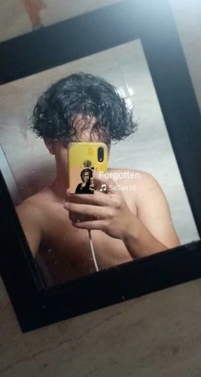 Alexis_oroz Offline XXX-chat