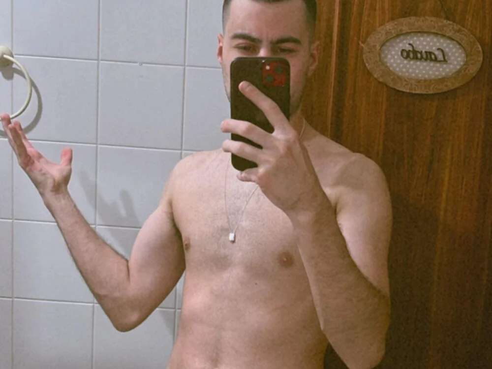 Brown_Eyes23 Obrolan XXX Offline