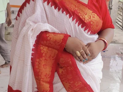 hotbhabhi011 on StripChat