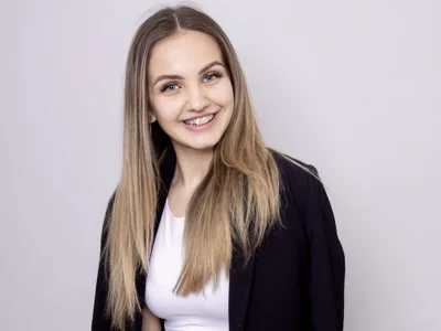 Jada_Shy - Girl 