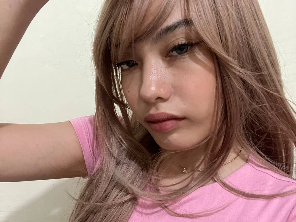 WilliemaeLourenco's Offline Chat Room