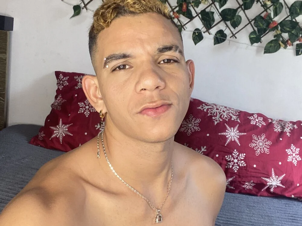 Dylams_maja Offline XXX-chat