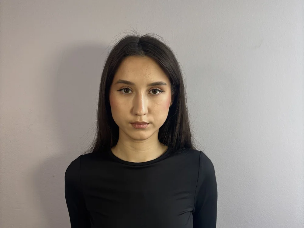 DelphineDowst's Offline Chat Room