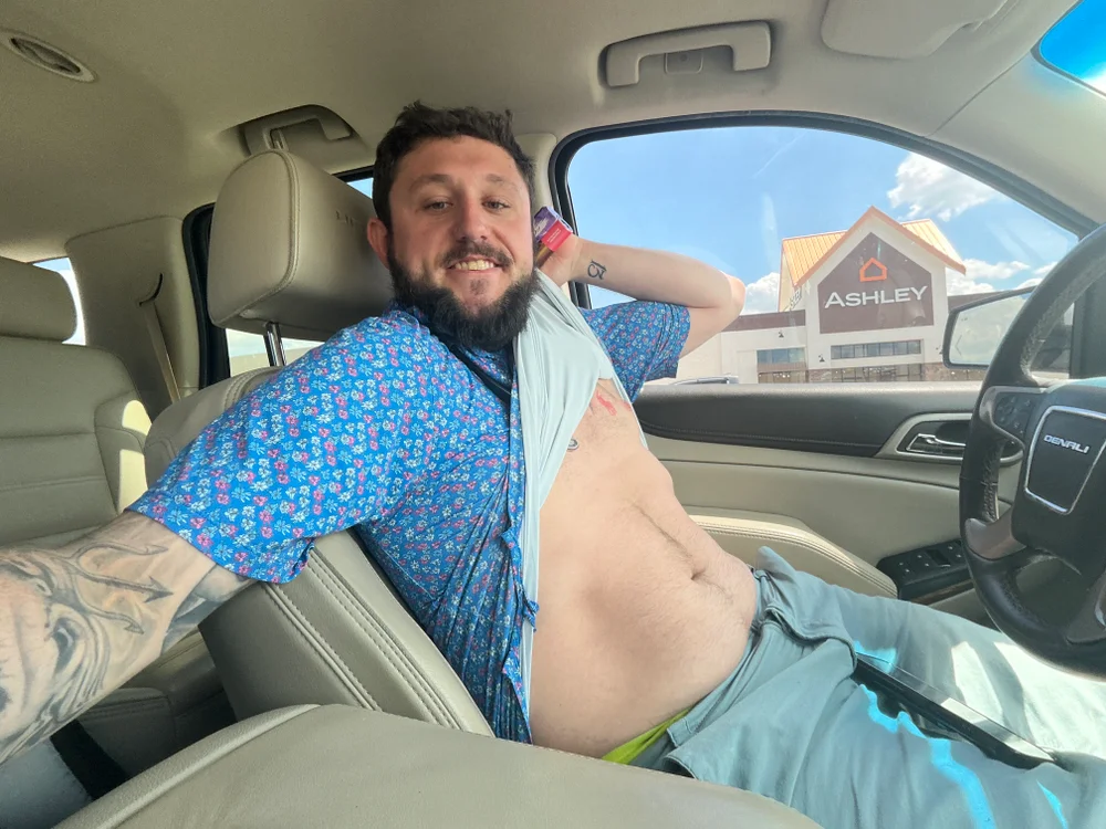 That_Gentleman_Jack: συνομιλία ΧΧΧ εκτός σύνδεσης