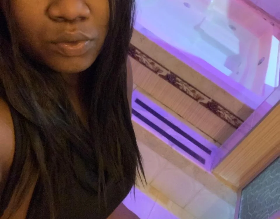 Offline XXX chat modela Monisweet_efti