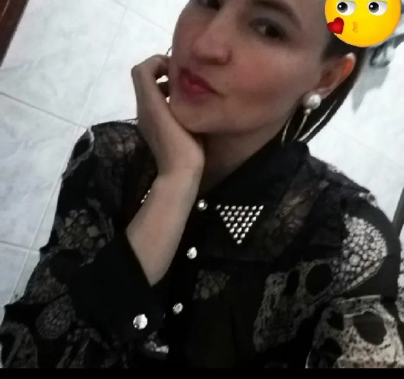 Divalive_28's Offline XXX Chat