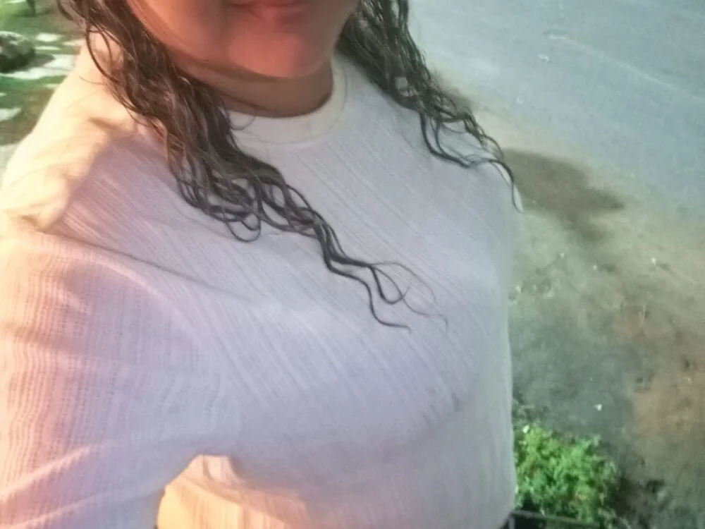 madam_boobs' Offline XXX Chat