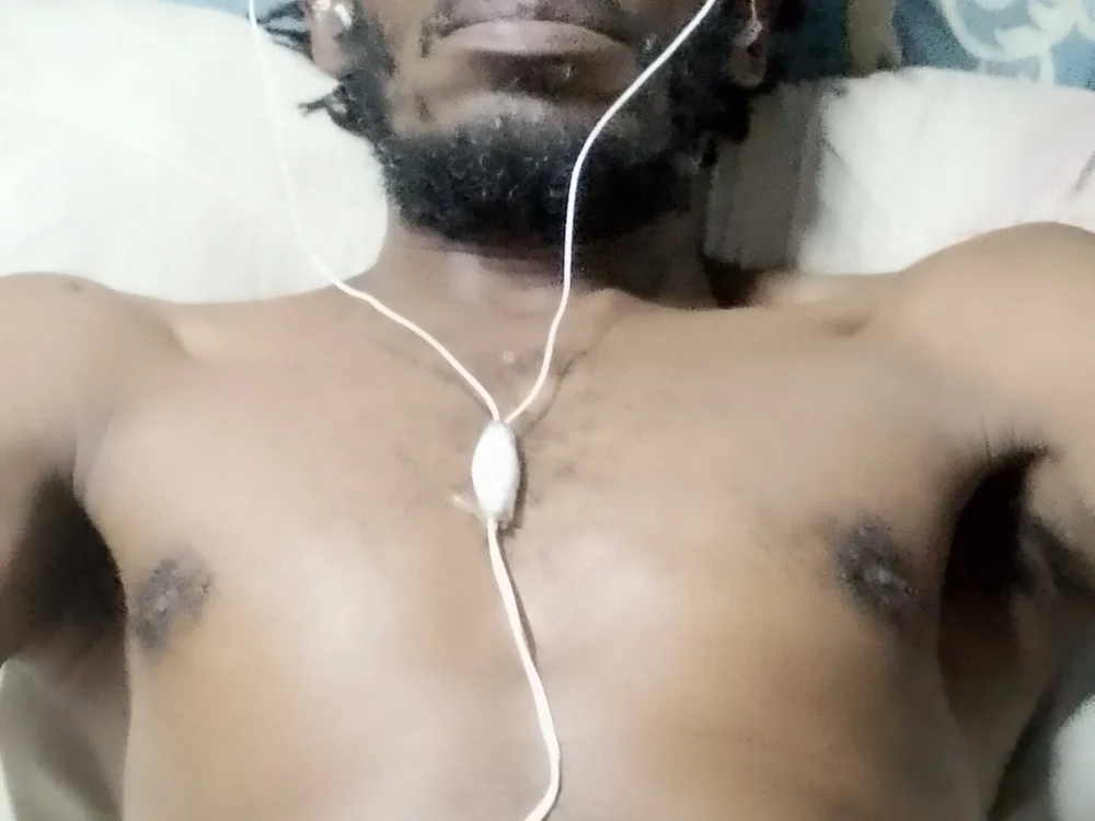 Emeka55 离线XXX聊天