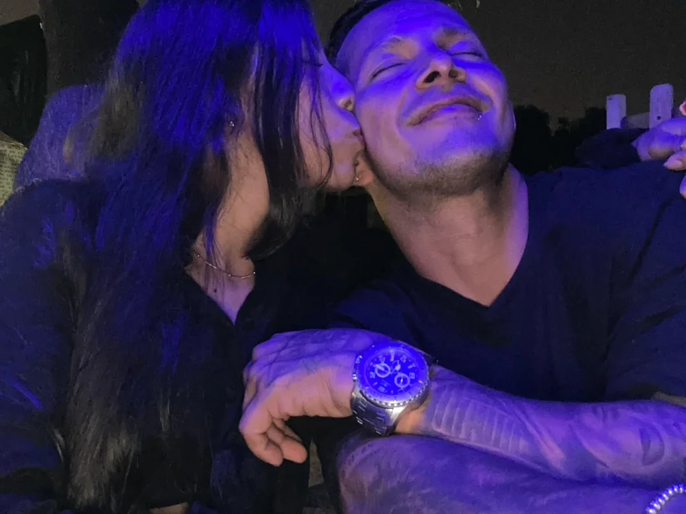 Fuego_intimo5 Offline XXX Chat