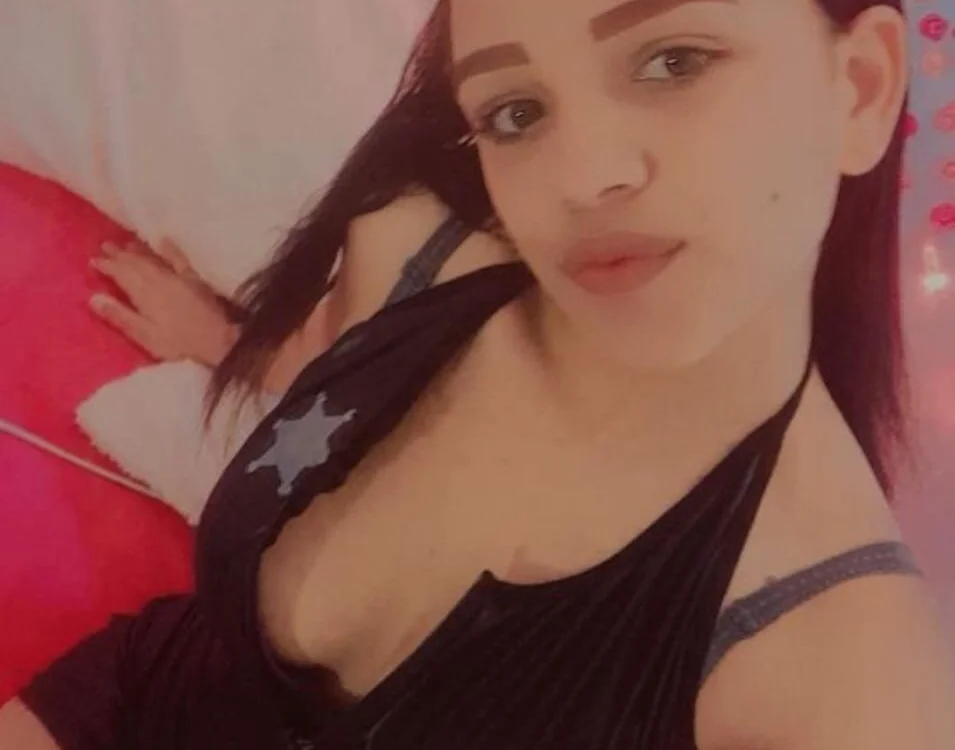 sofia_submissive7 offline chatrum