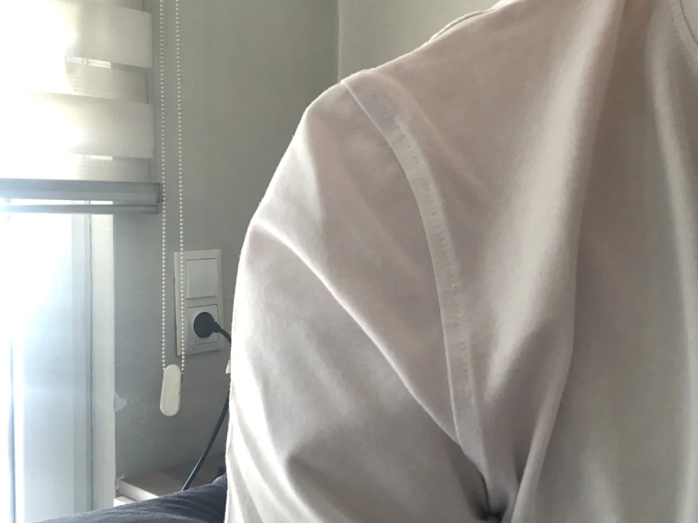 issirik100 Adlı Modelin Çevrimdışı XXX Sohbeti