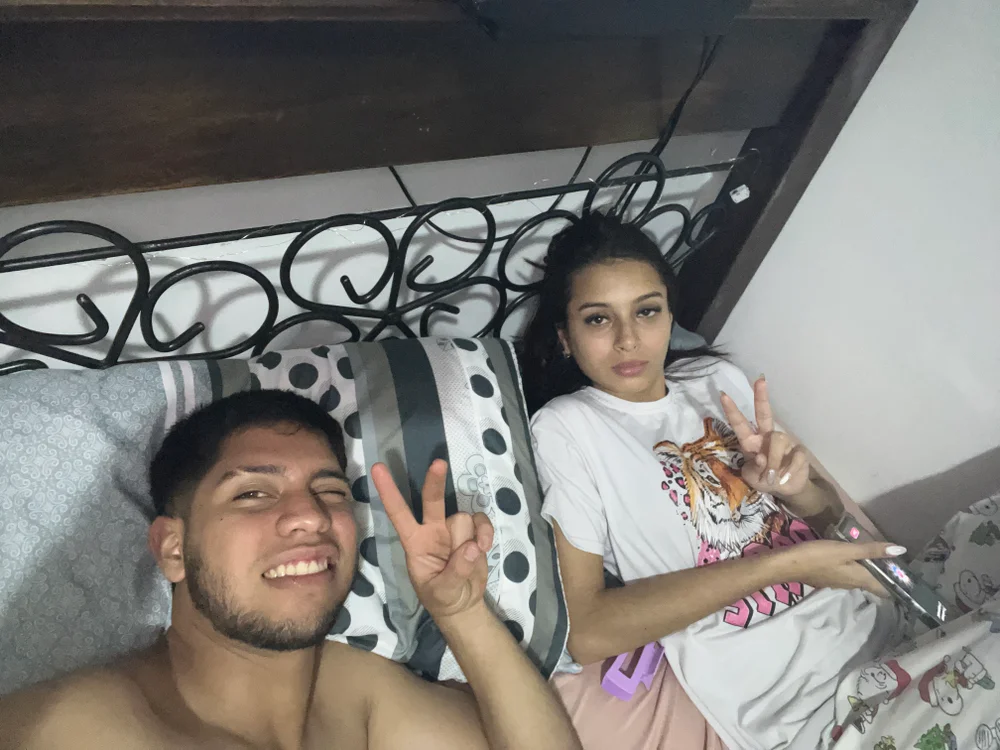 valent1na_h0t cam model