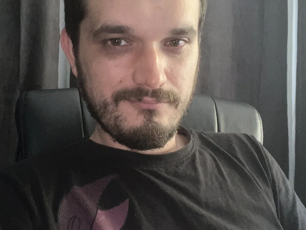 perfectcock1995 offline chatrum