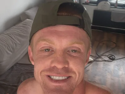 GyChlsaf — live male cam