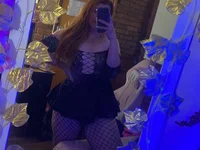 Fieryfenixx's Live XXX Chat