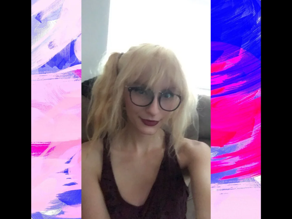 lucybates' Offline Chat Room