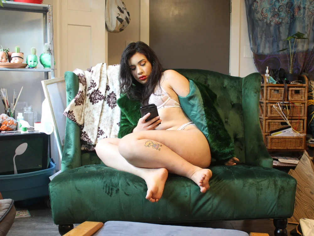 Laylaandrews' Offline Chat Room