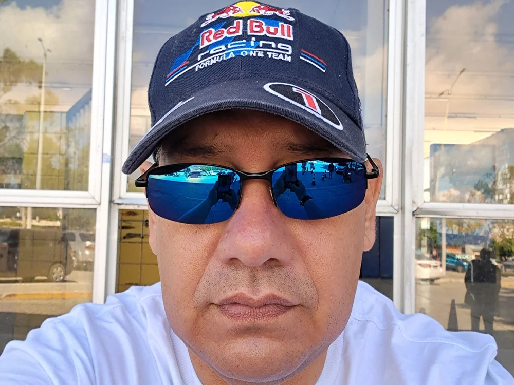 jorgerove76's Offline XXX Chat