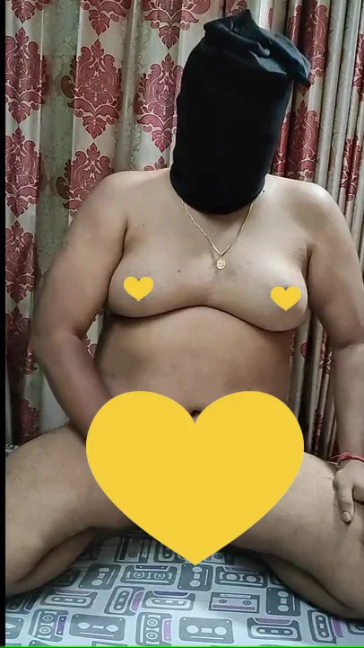 Offline chatovací místnost indianbottomchubby