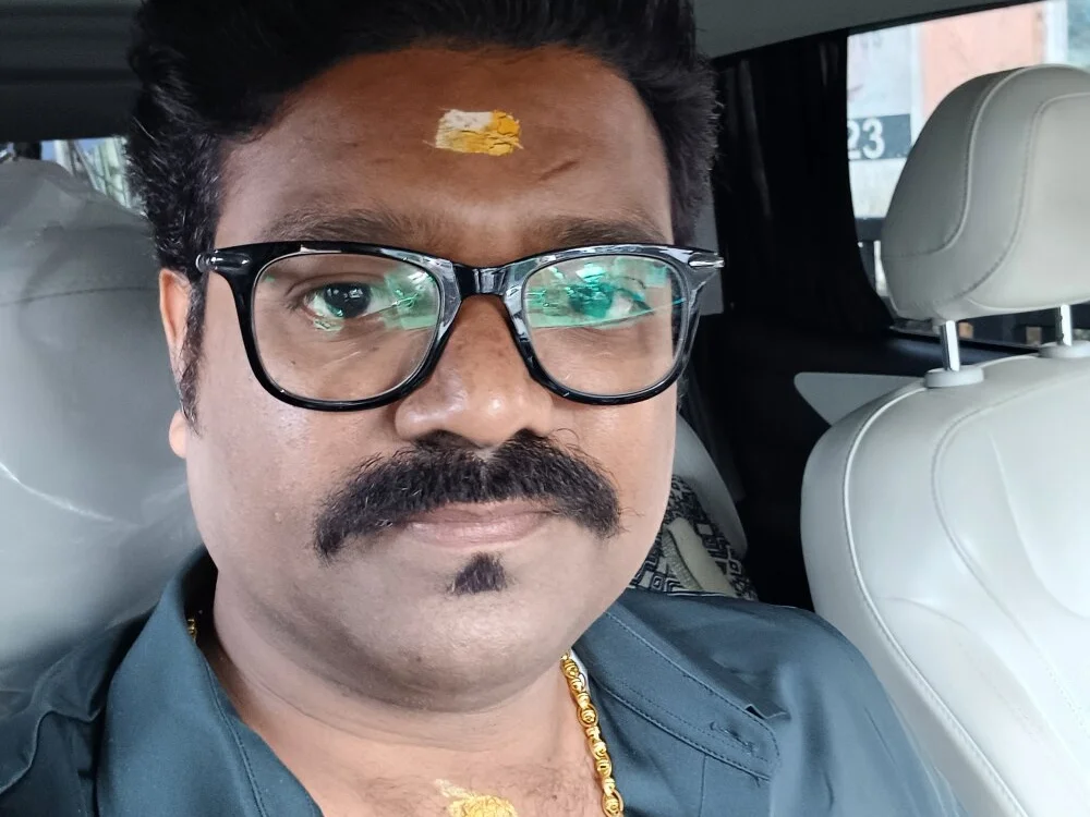 ronny-baba offline XXX-chat