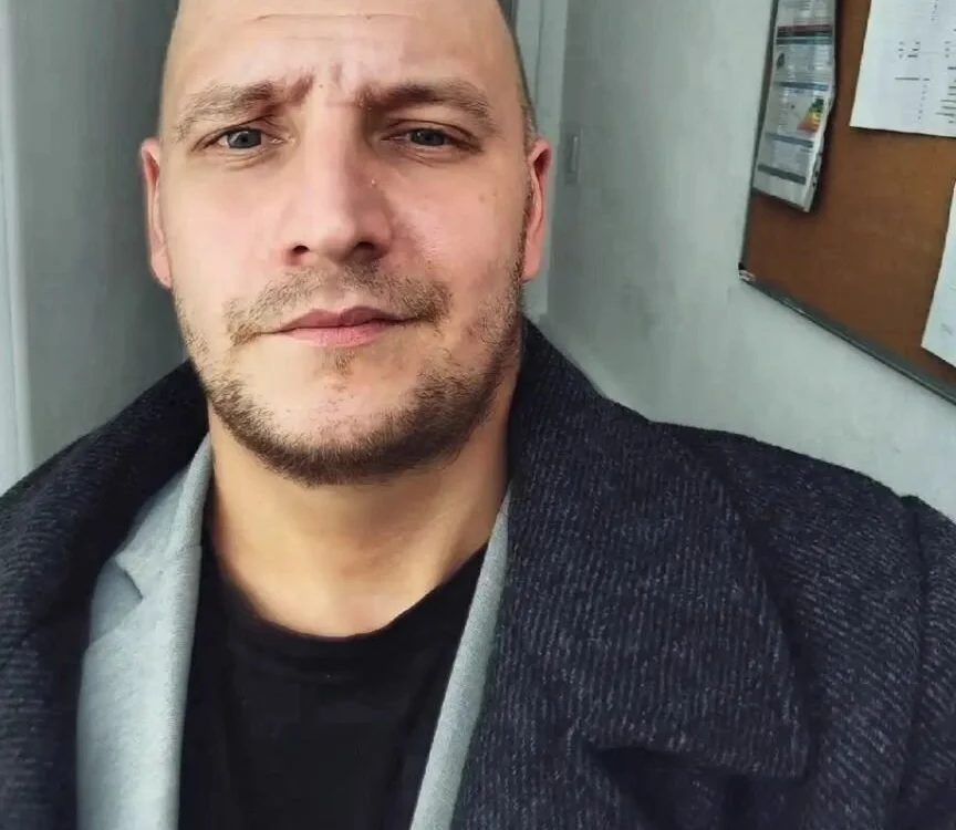 kamjlo35krk Offline XXX-chat