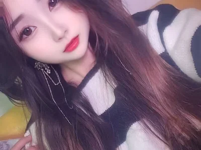 luna-sisi on StripChat