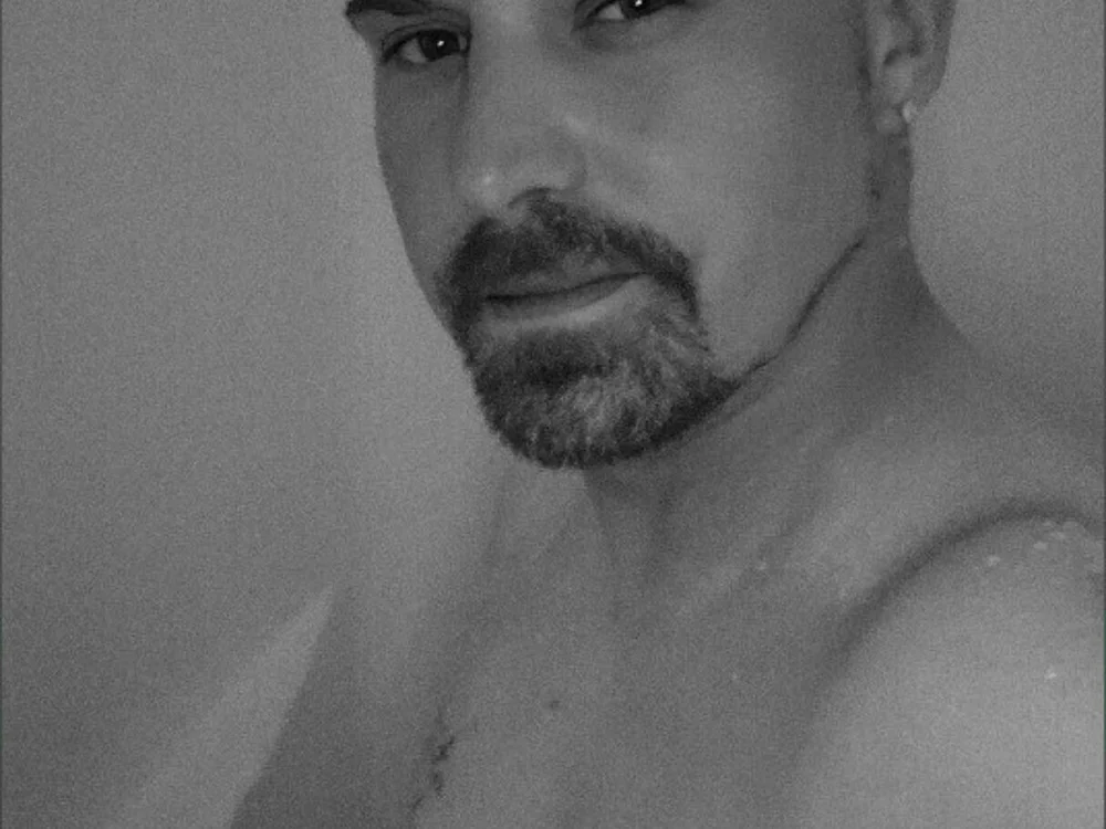 TastyWings830 Chat XXX offline