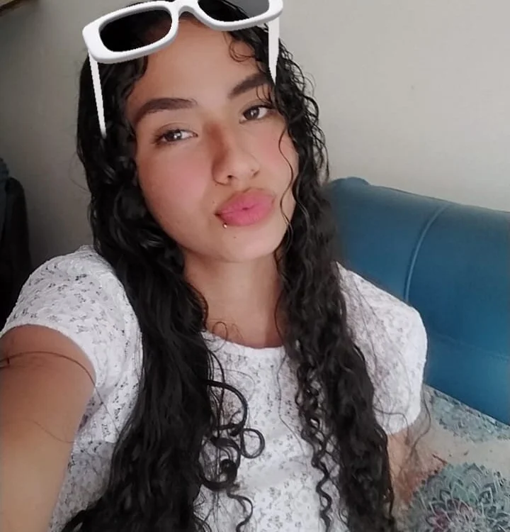 tasnim9_'s Offline Chat Room