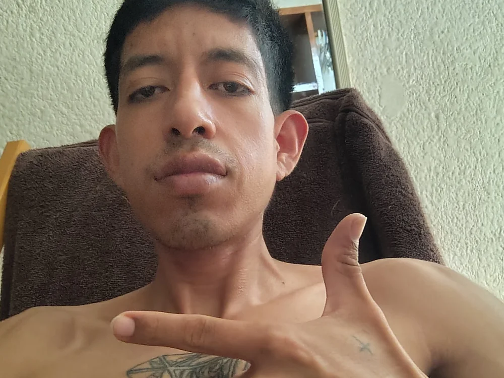 flakko7in Chat XXX Ngoại tuyến