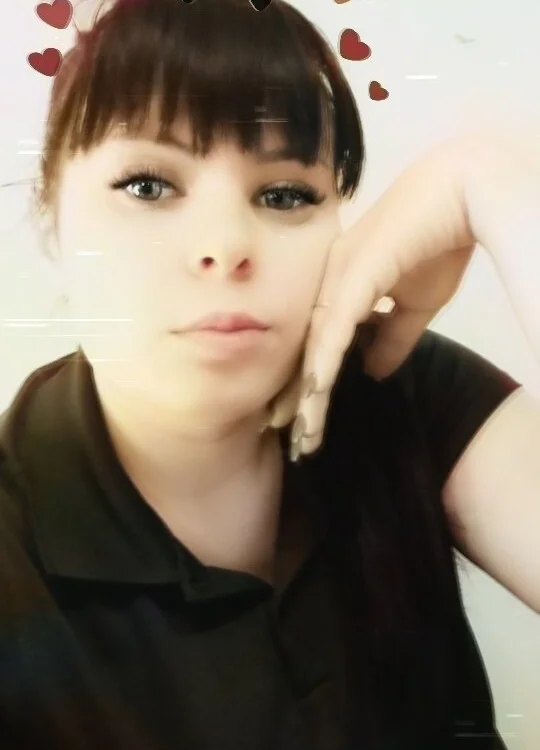 Violeta_Essy's Offline XXX Chat