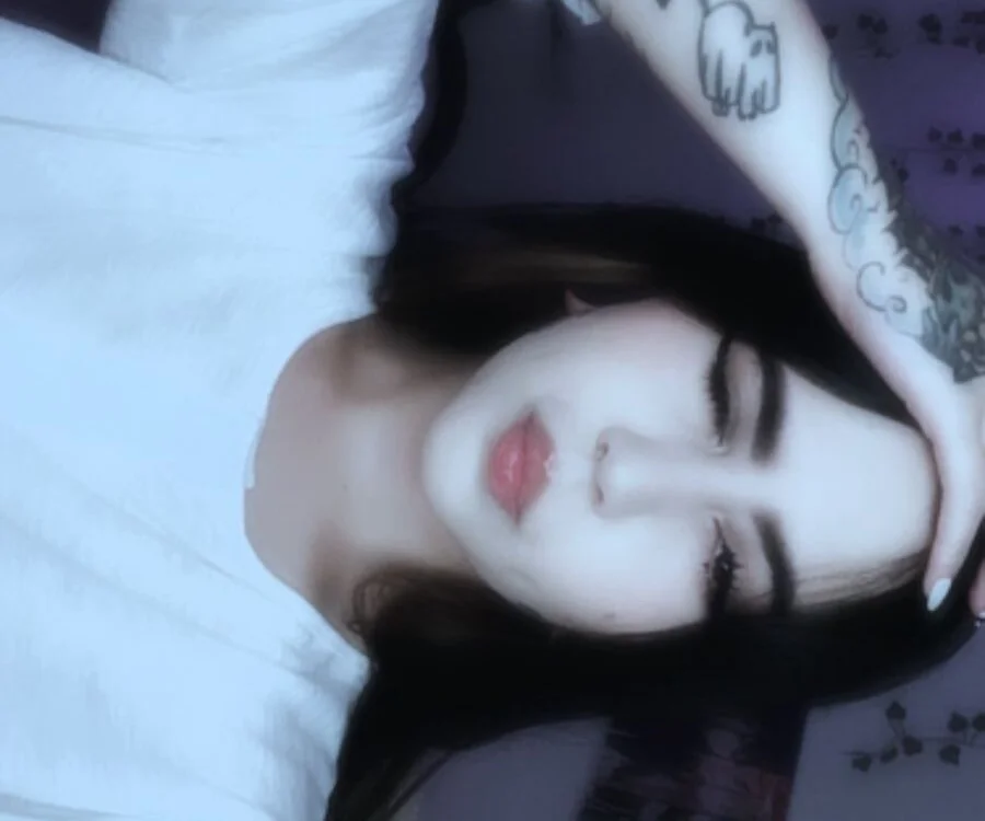 iris_sky – Offline XXX chat