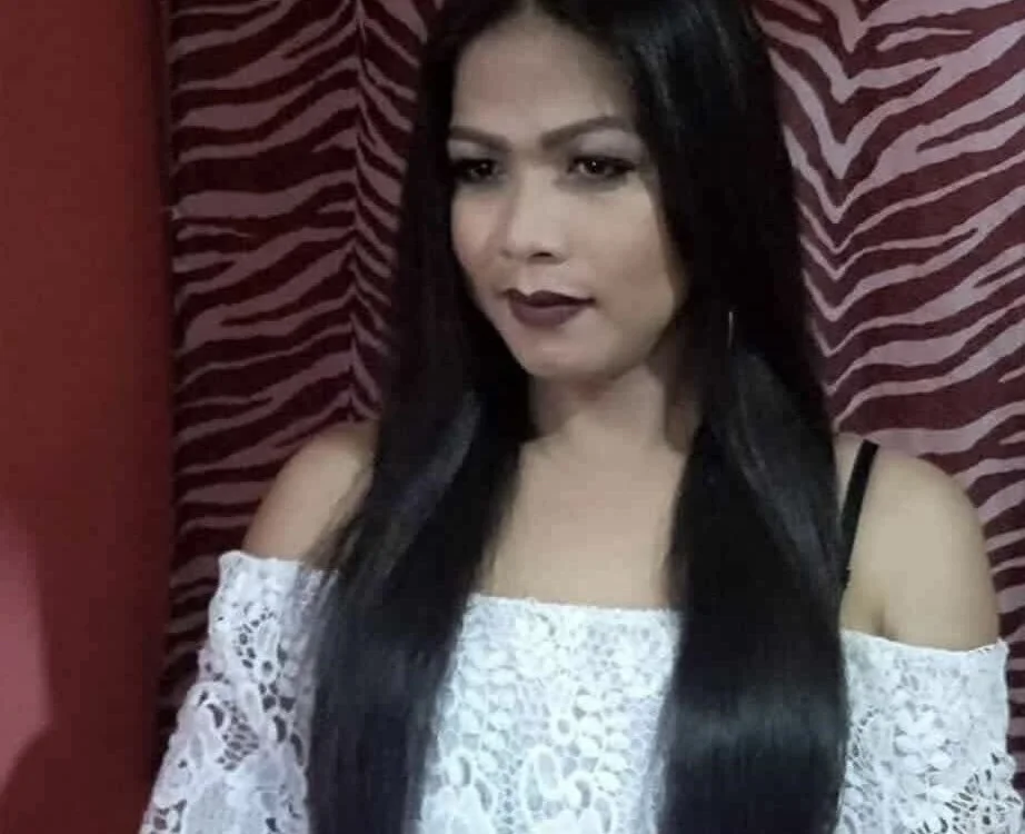 MoninaFox's most recent online preview