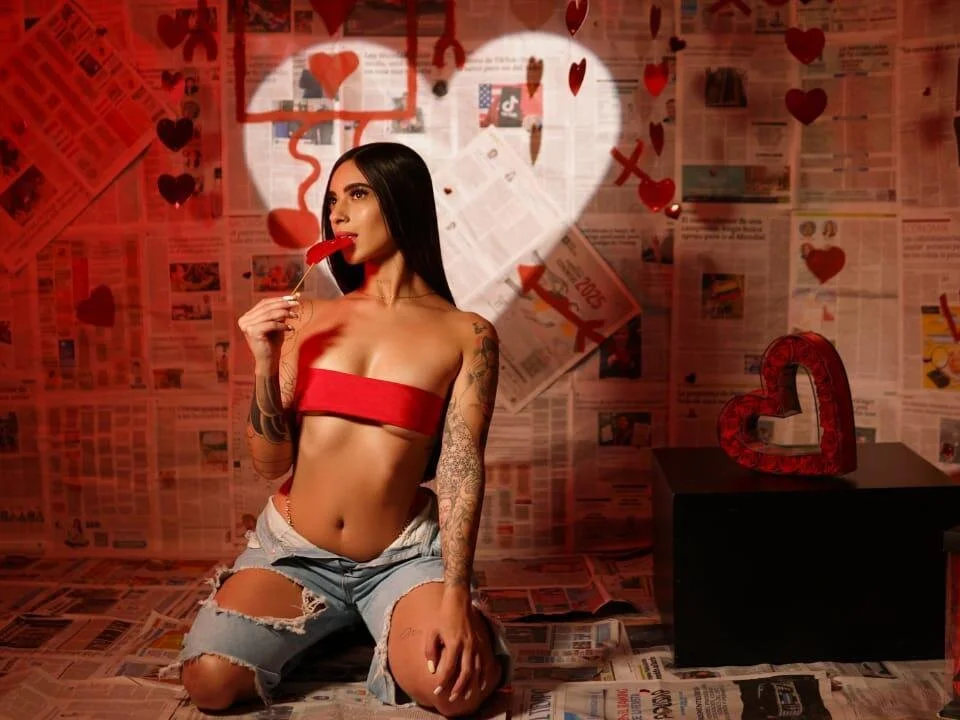 SharonLyn_'s Offline XXX Chat