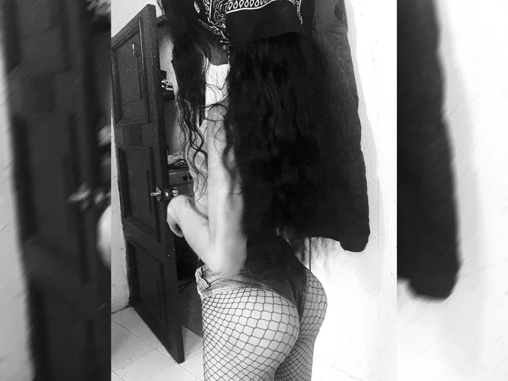 Sarassex Chat XXX offline