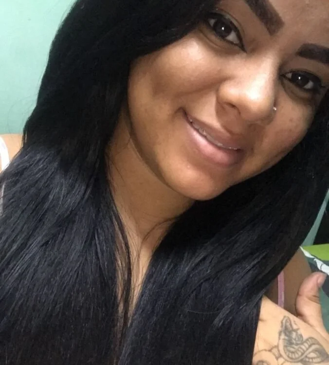 perla_smithh's Offline Chat Room