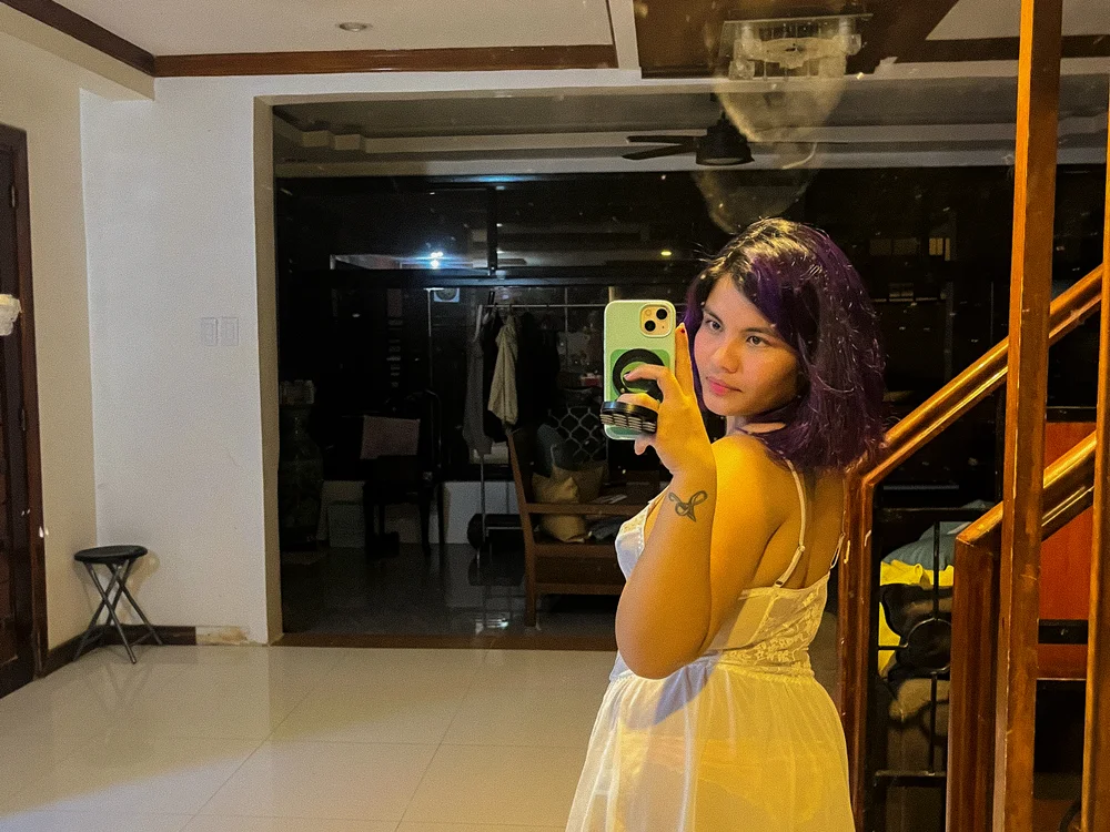 Babe_Mia69 Obrolan XXX Offline