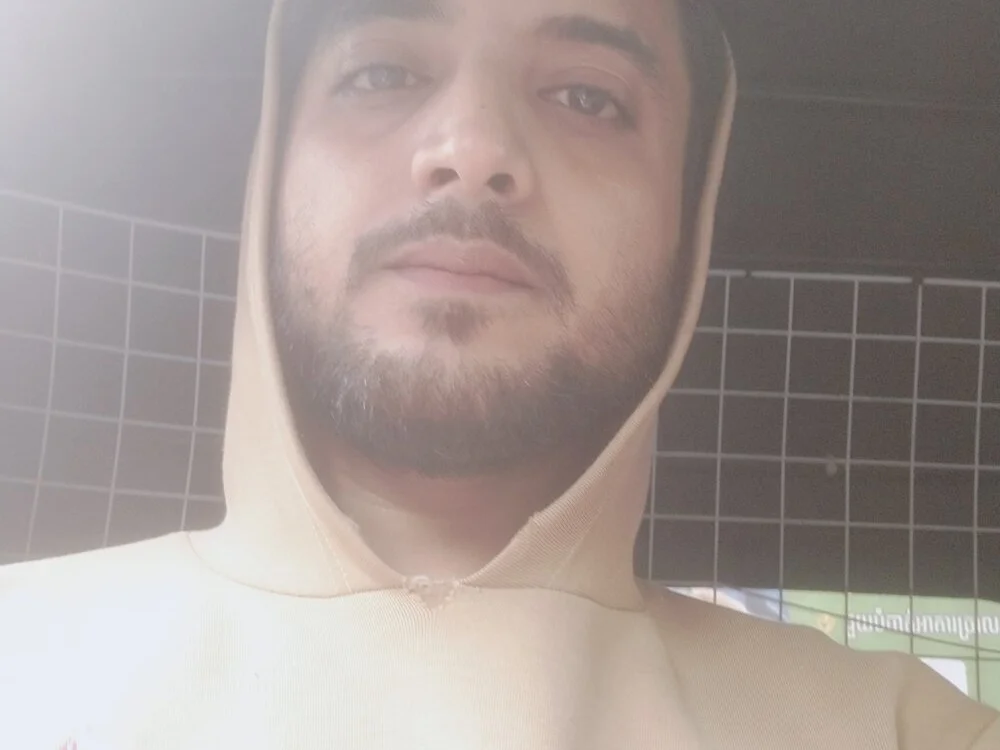 smokingshow's Offline XXX Chat