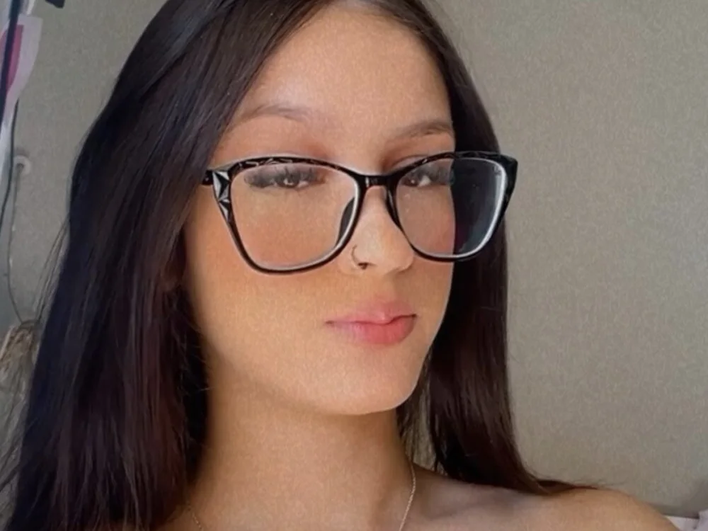 Moraguinho8 offline XXX-chat