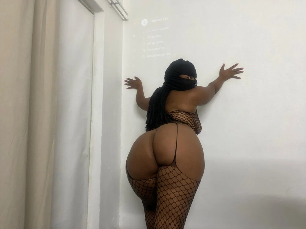 cheekfacechubby cam model