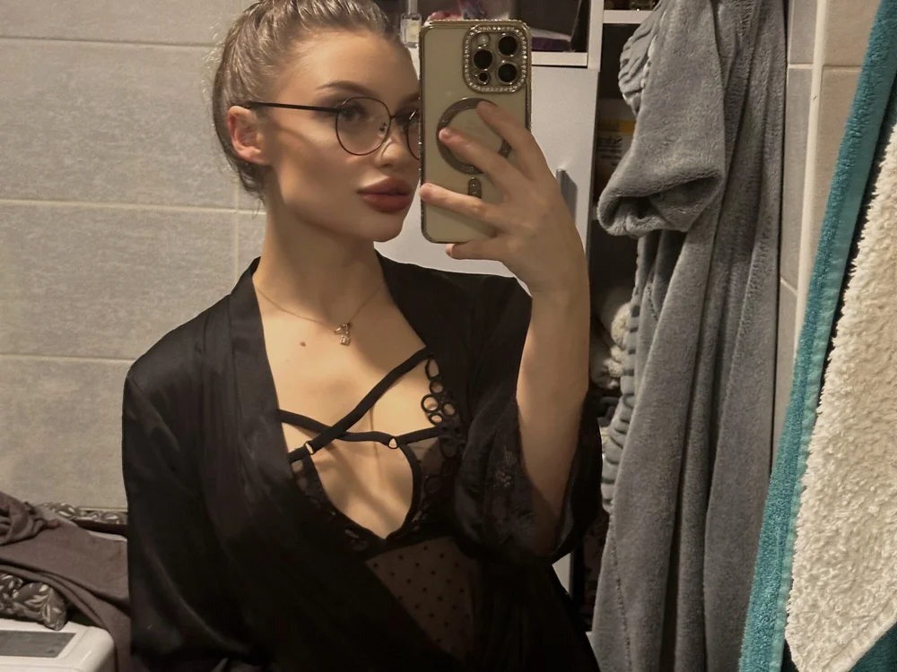 MickeyXMinnie's Offline XXX Chat