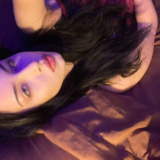 shewannabefree cam model